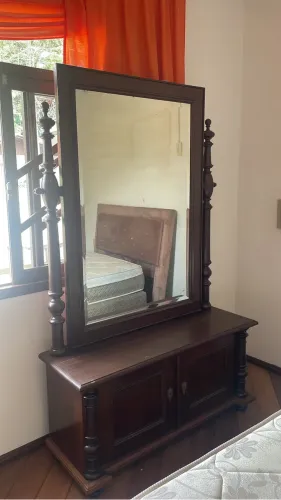 Penteadeira antiga 