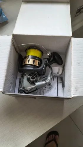 Molinete de pesca VERSUS 3000
