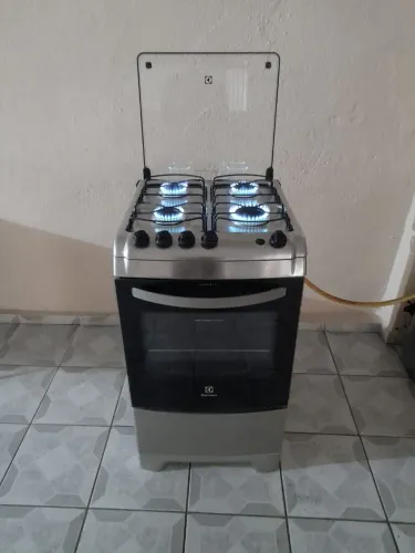 FOGÃO SEMI NOVO