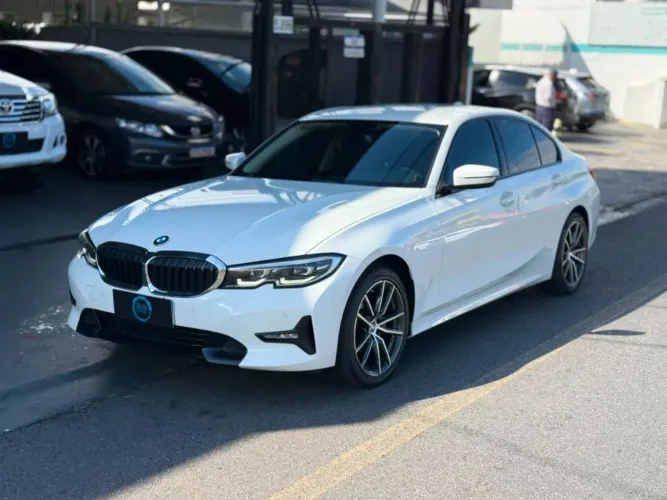 BMW 320I A Modern/sport TB 2.0/a.flex 16V 4P 2020