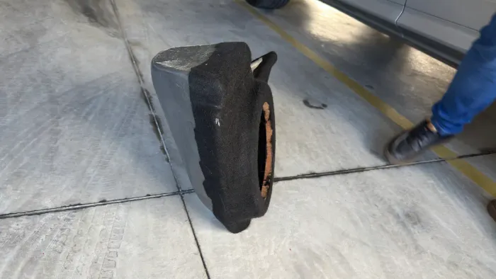 Caixa Selada Genko Subwoofer Hyundai Creta 2022 a 2026 Porta Malas 23L