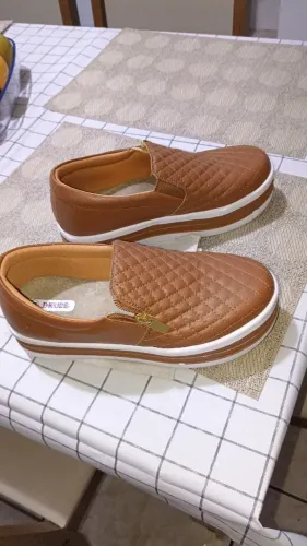 Sapato fechado marrom 