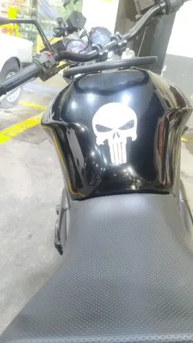 Suzuki bandit 650 injeção eletrônica aceito troca por carro ou moto menor