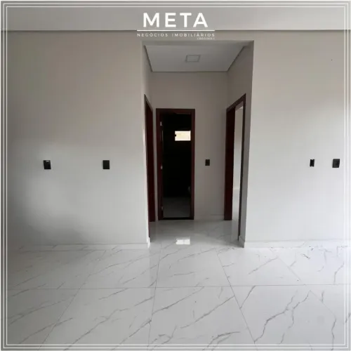VENDE-SE EXCELENTE CASA NO BAIRRO CIDADE SATÉLITE | MODERNA, ACONCHEGANTE E PRONTA PARA MO