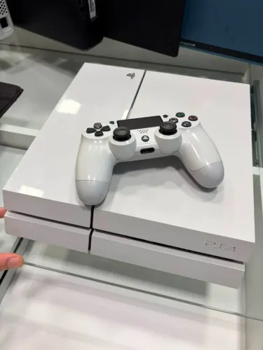 Ps4 Fat ed branco lindo bem conservado -- faço olx pay