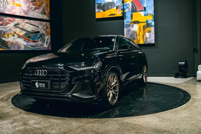 Audi Q8 E-tron Sportb. Perf. Black (elétrico) 2023