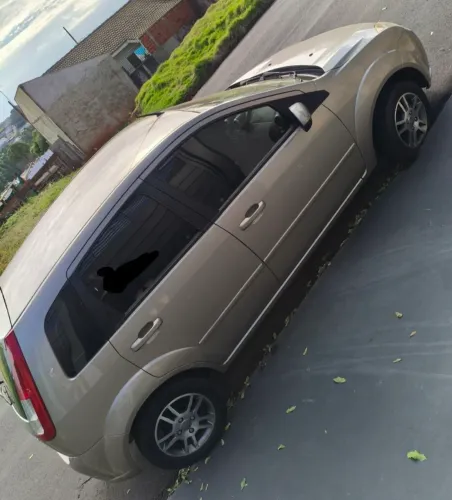 Ford Fiesta 1.6 8V Flex/class 1.6 8V Flex 5P 2009