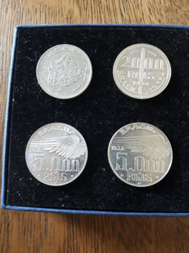 MOEDAS DE PRATA EM EXCELENTE ESTADO DE CONSERVAÇÃO. ANOS 1932 - 1935 - 1936-1937.