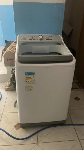 Máquina de lavar roupa