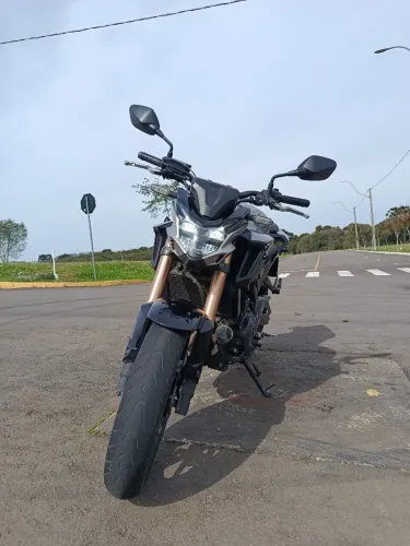 HONDA CB 500F 2023