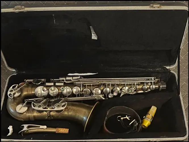 ? SAX ALTO WERIL SENIOR - TODO REVISADO - PRONTO PARA TOCAR