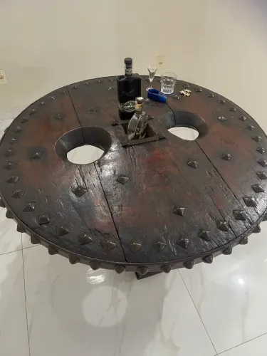 MESA DE MADEIRA (roda de carro de boi)