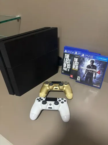 PLAYSTATION 4 FAT 500GB + 2 CONTROLES + 3 JOGOS ORIGINAIS