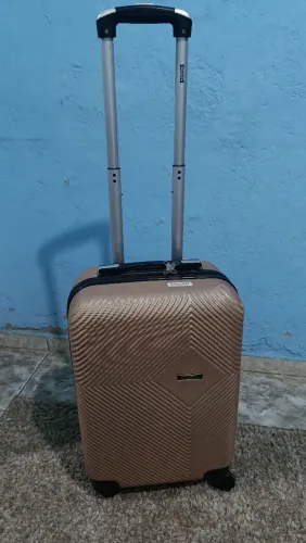 Vendo mala 10 kg usada em bom estado