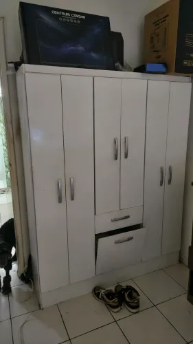 Guarda roupa 3 compartimentos barato