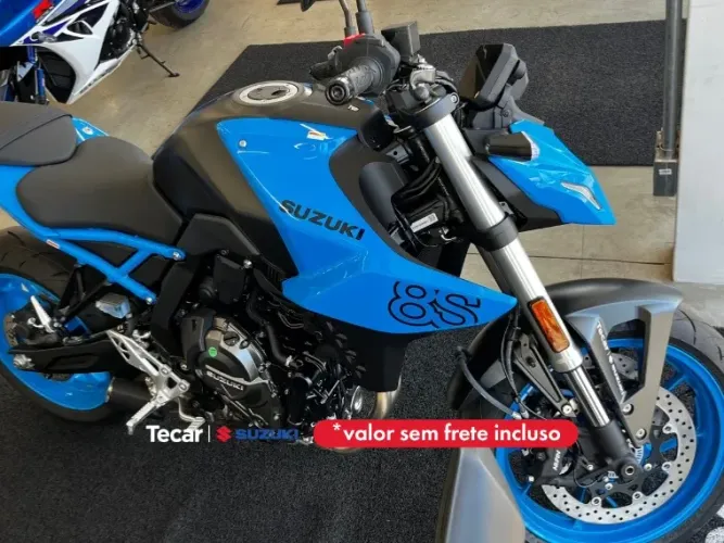SUZUKI GSX-8S.