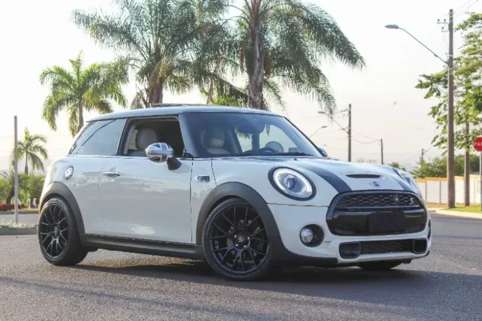 Mini Cooper S 2.0 Turbo 16V 3P Aut. 2015