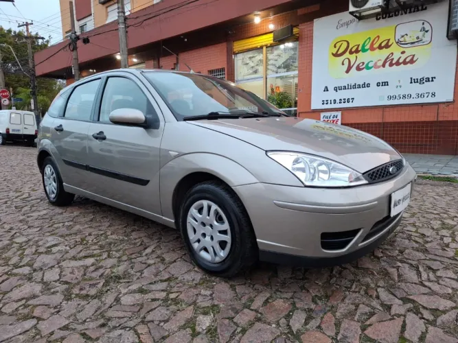 Ford Focus 1.6 S/1.6 SE Flex 16V 5P AUT 2007