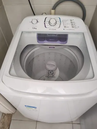 Máquina de Lavar Electrolux 13kg autoclean multibox