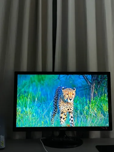 MONITOR / TV SAMSUNG 27? FULL HD - T27C310LB | COM CONTROLE