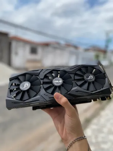 GTX 1070 Ti 8gb ASUS ROG Strix