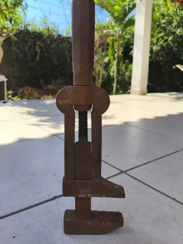 Cheve de regulagem tipo "inglesa"
