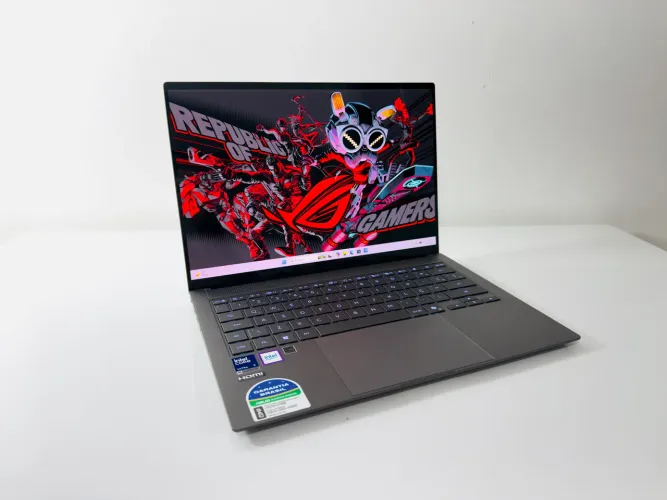 NOTEBOOK ASUS ZENBOOK S14-Ultra 7 355-Tela Oled -16GB DDR5-SSD 512GB NVME-NPU