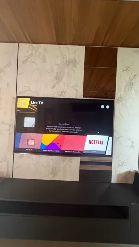 Smart TV LG 58" 4K Ultra HD - Modelo 58UF8300 (Grande e com Imagem Impecável)