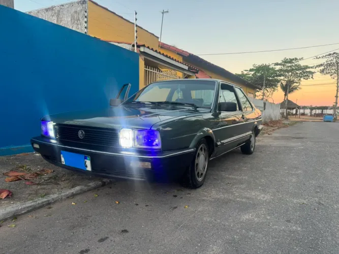 Volkswagen Santana Glsi / GLS 1.8/ 2.0 (álcool) 1988