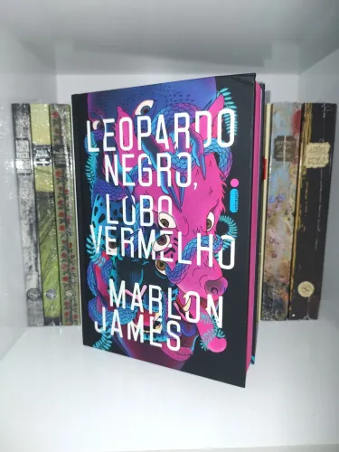 Livro Leopardo negro, lobo vermelho 