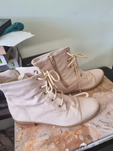 Bota nº 32 de Couro de pelica - Super conservada