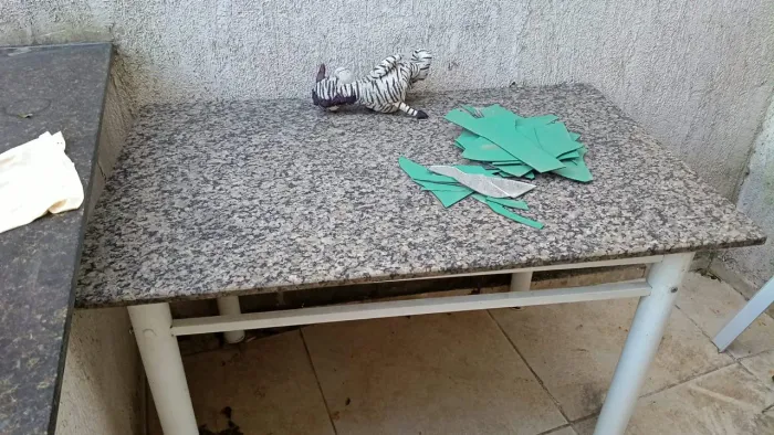 Mesa de mármore usada