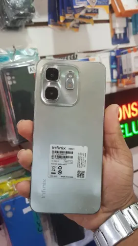 Infinix hit 50i