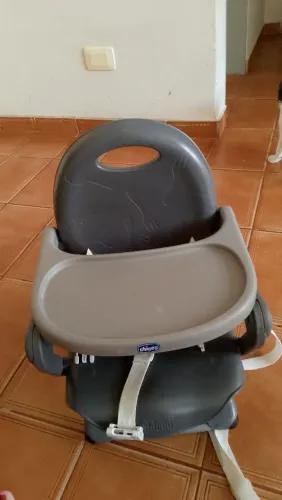 Cadeira de alimentação portátil Chicco 