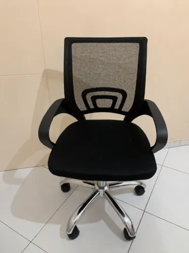 Cadeira escritório zerada