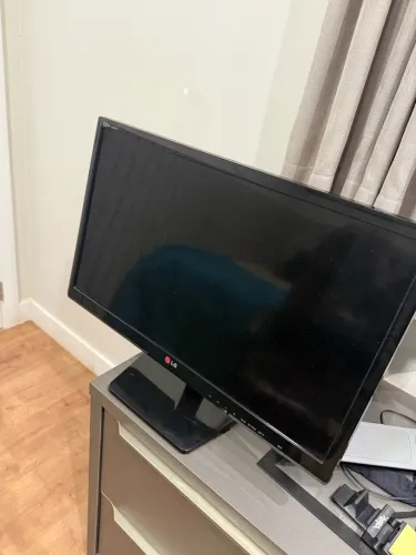 Monitor LG 24MN33