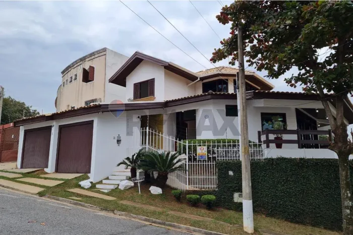 SOBRADO ESPAÇOSO E SOFISTICADO | JARDIM EMÍLIA | PRÓXIMO AO BOS