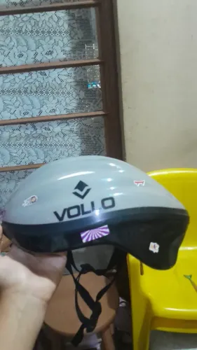 Vendo capacete infantil nunca usado