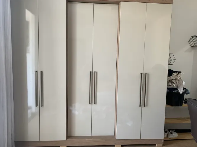 Vendo guarda-roupa 3 portas