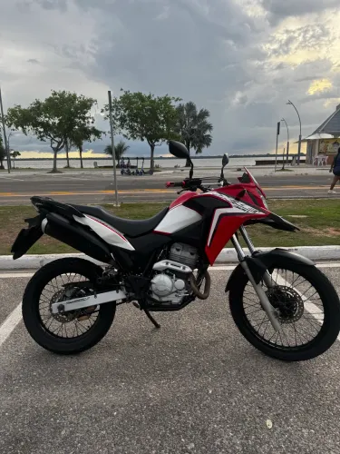 XRE 300 R$ 23.500