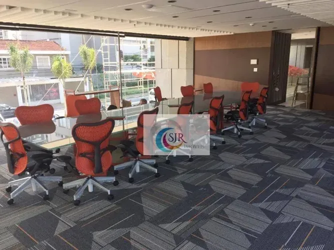 Infra do edifício: recepção, catracas eletrônicas, sala de reunião, Auditório e Sala de Ev