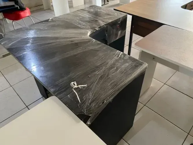 nov - escrivaninha mesa L em mdf preto com gaveta dupla - frete gratis