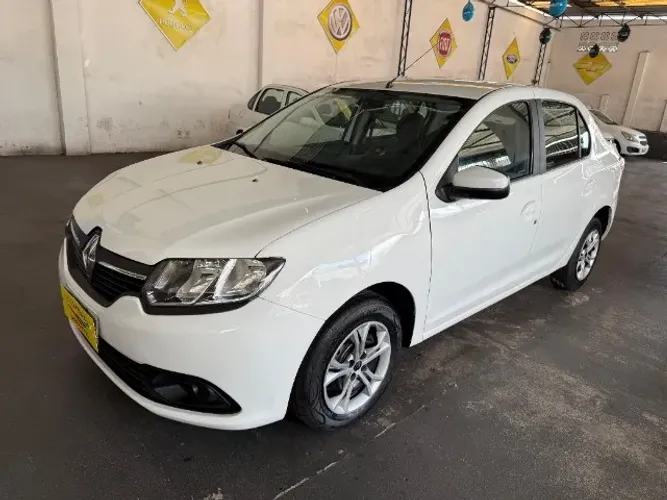 RENAULT LOGAN 1.0 2015 COMPLETO + SOM (81.000 KM - PROMOÇÃO)