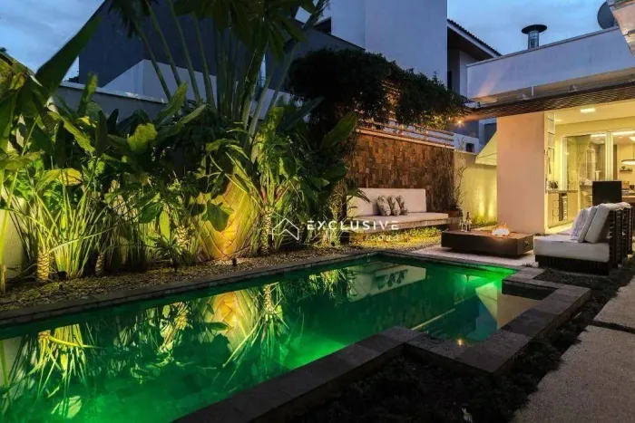 Casa com 3 dormitórios à venda, 208 m² por R$ 2.850.000,00 - Condomínio Green Park - Tauba