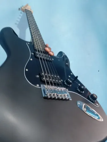 VENDO GUITARRA GIANNINI STANDARD SERIES G-102