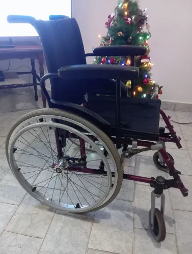 Cadeira de rodas ortobras