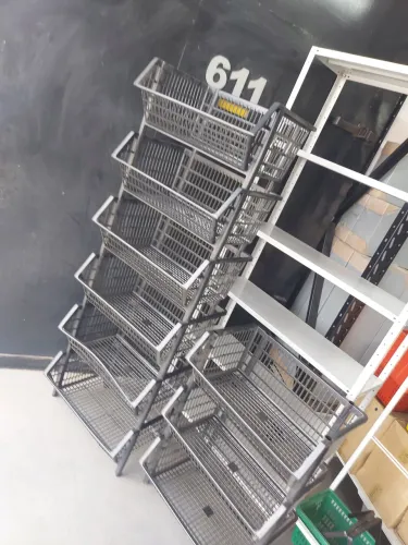CESTO PLASTICO EMPILHAVEL *