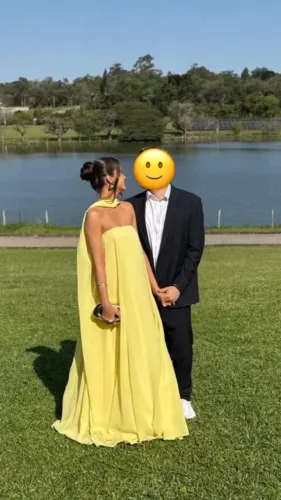 vestido longo amarelo tomara que caia 