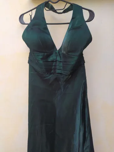 Vestido verde de festa