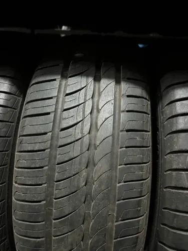 Pneu 205/55/16 Pirelli 90% Vida util!